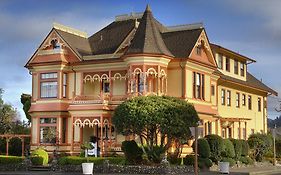 Gingerbread Mansion Inn Ferndale Ca